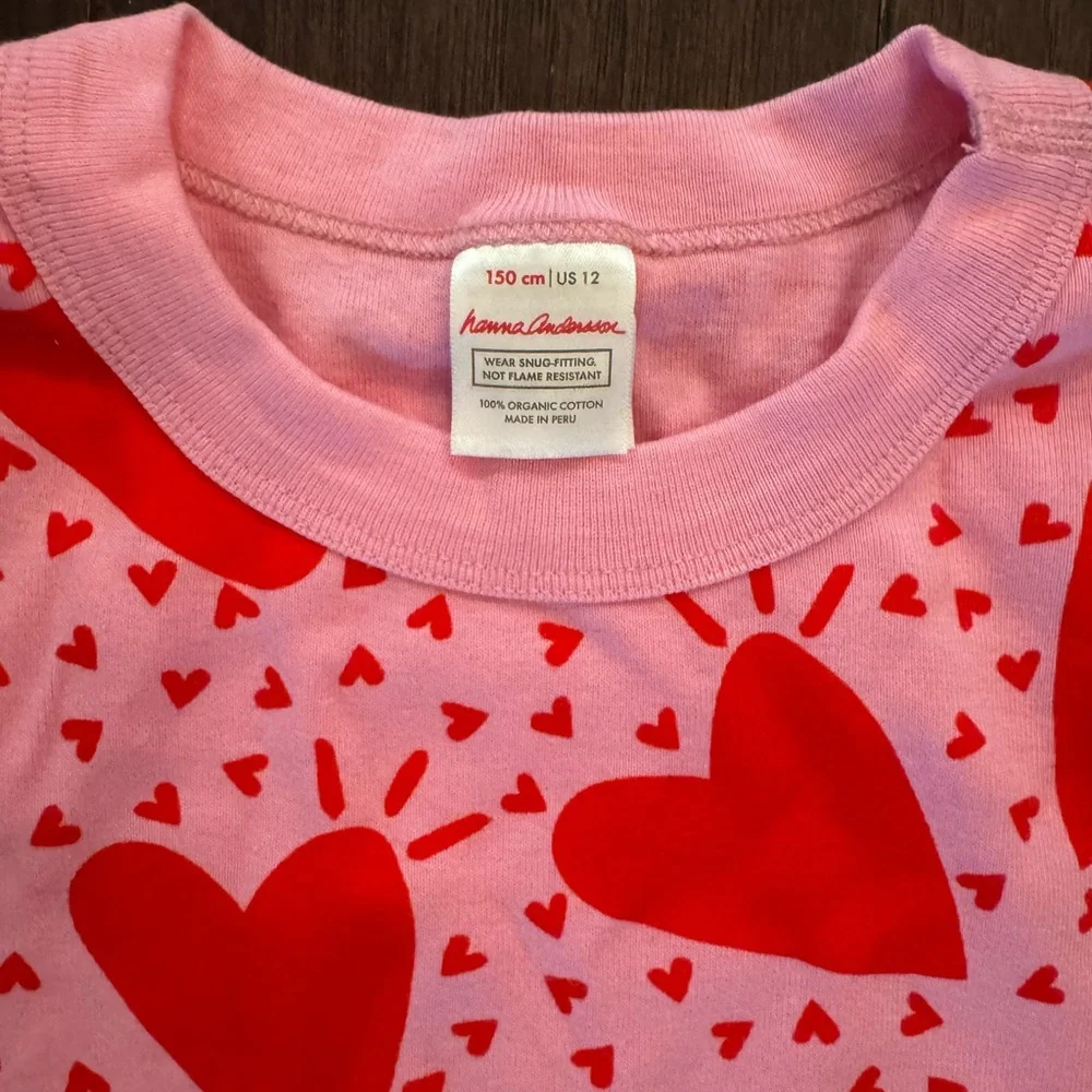 Hanna Andersson Pink Pajama Set with Red Hearts - Picture 2 of 2